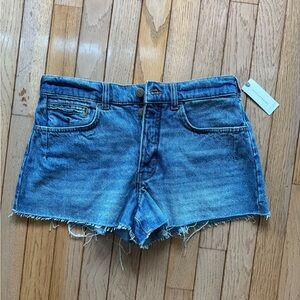 NWT- Pilcro Blue Jean Shorts with Frayed Hem Size 27